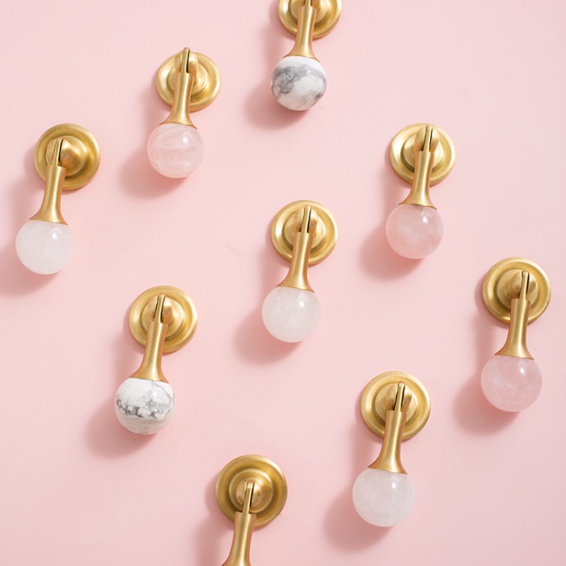 White Crystal Ball+Brass Furni - đánh giá và giá Furniture Hardware Drop Pulls