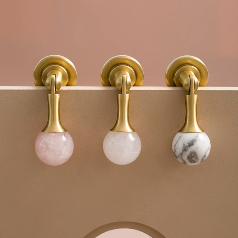 White Crystal Ball+Brass Furni - đánh giá và giá Furniture Hardware Drop Pulls