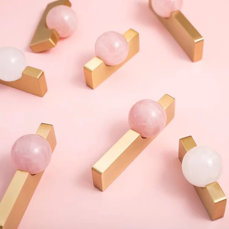 White Crystal Ball+Brass Furni - đánh giá và giá Furniture Hardware Drop Pulls